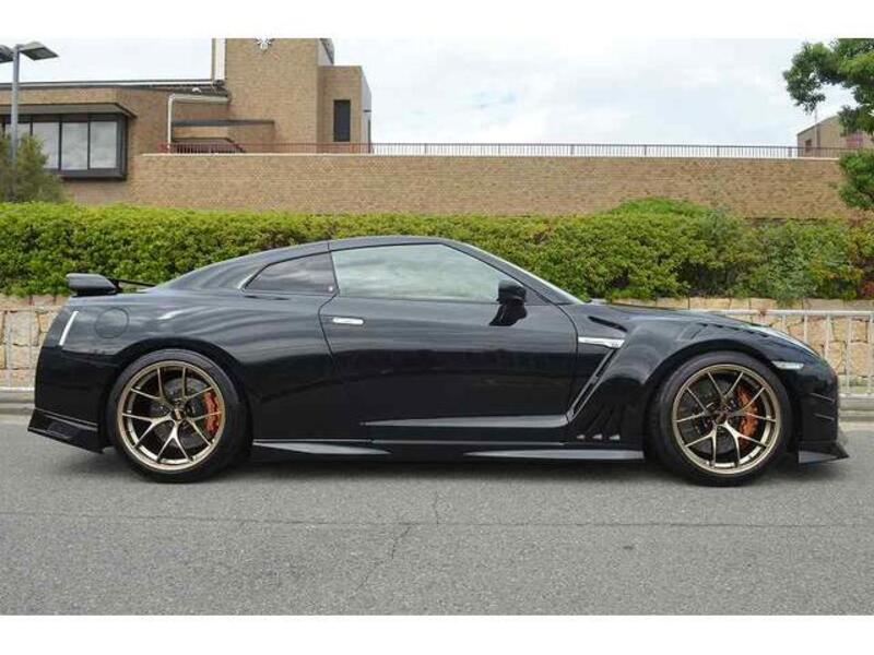 GT-R