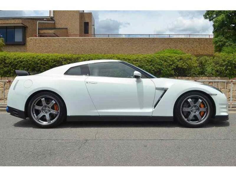 GT-R