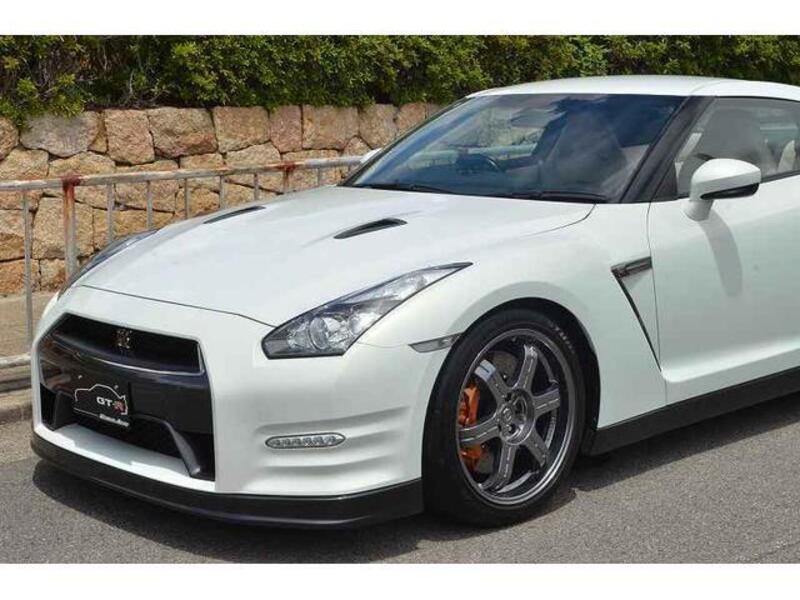 GT-R