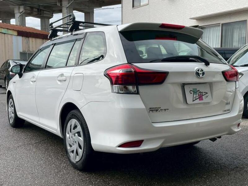 COROLLA FIELDER