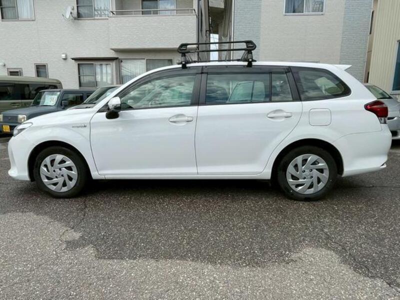 COROLLA FIELDER