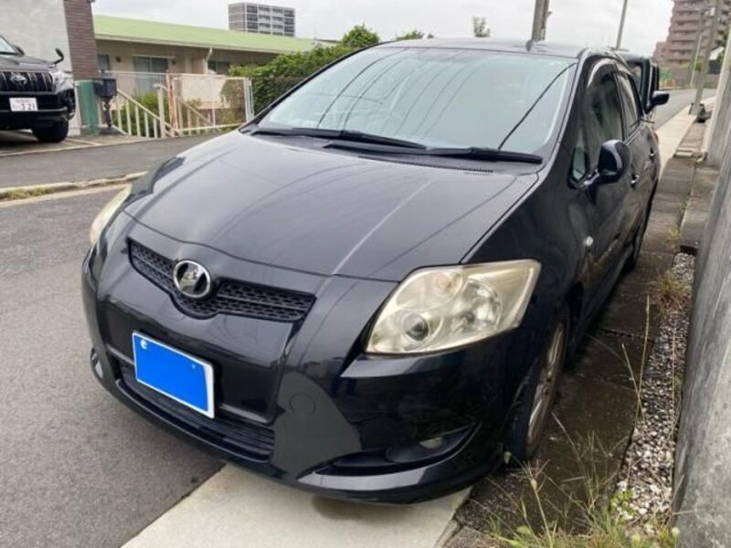 TOYOTA AURIS
