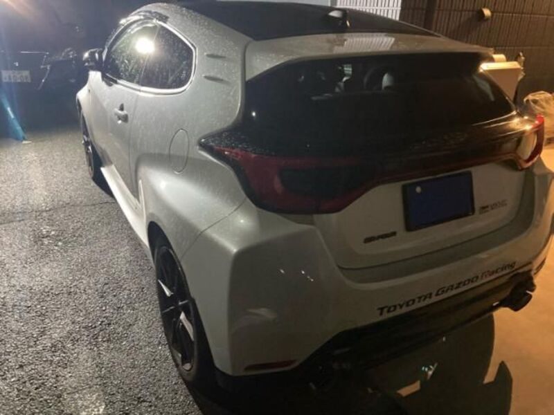 GR YARIS