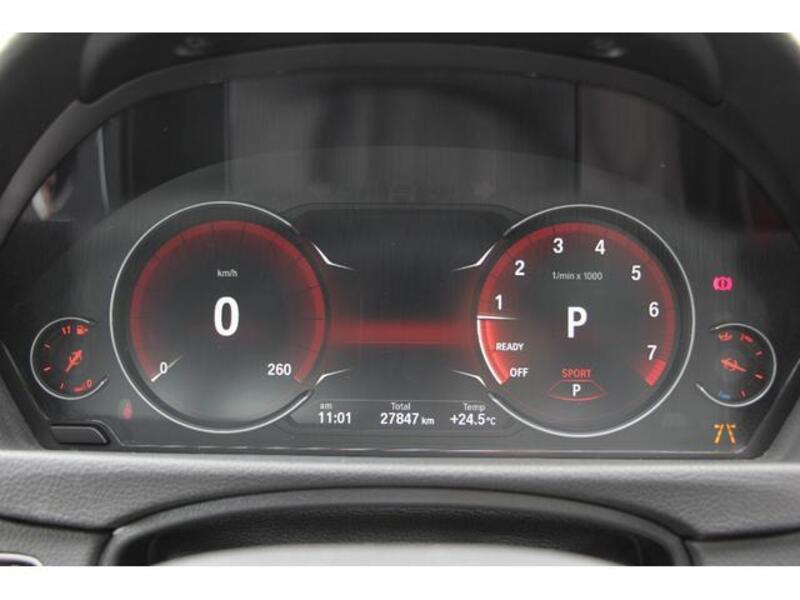 4 SERIES