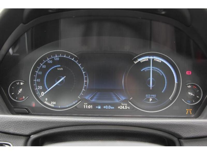 4 SERIES