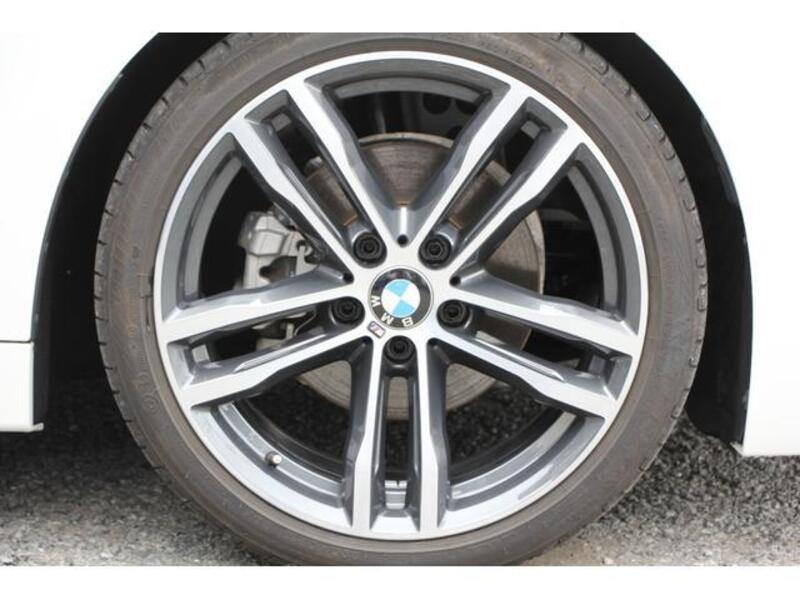 4 SERIES