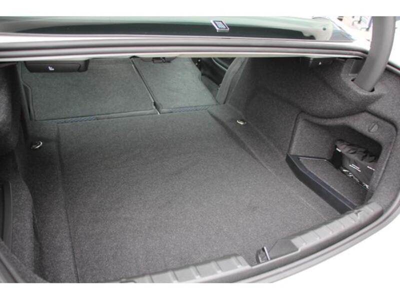 4 SERIES