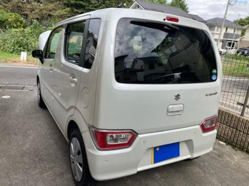 WAGON R