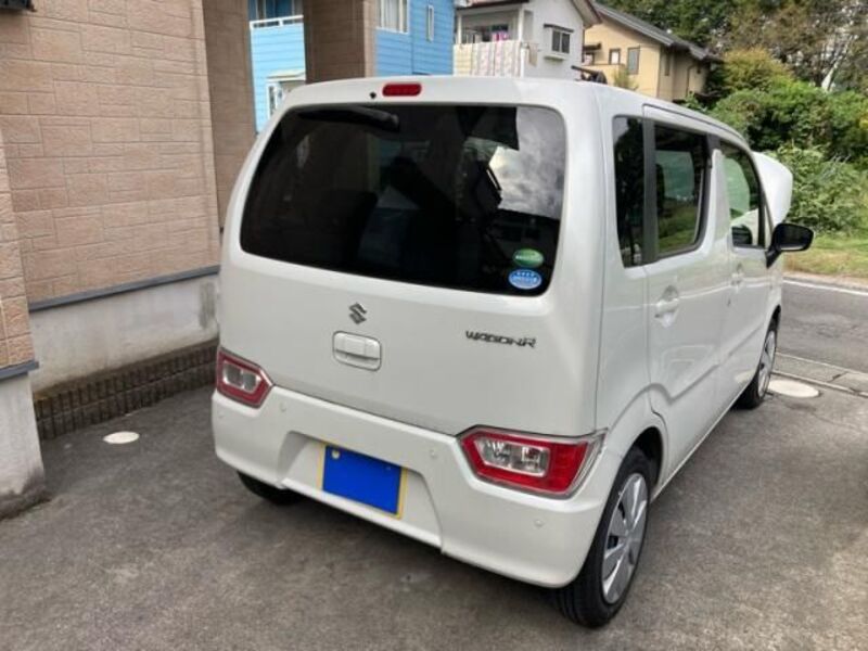 WAGON R