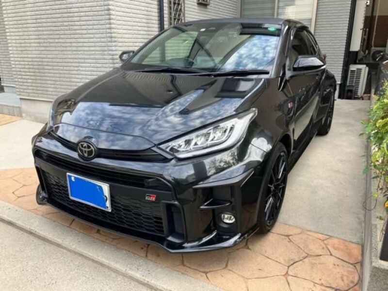 GR YARIS