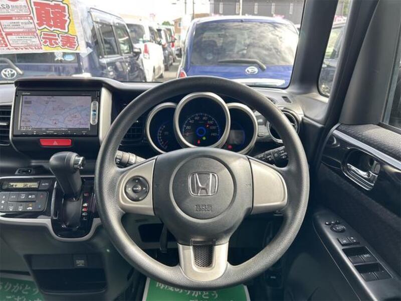 N BOX CUSTOM