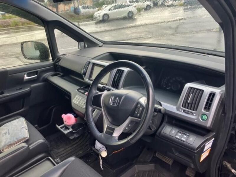 STEPWAGON SPADA