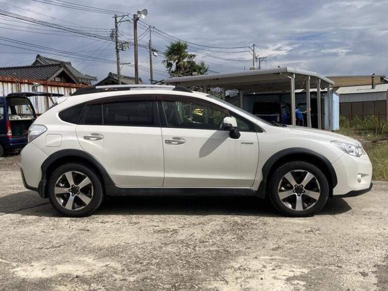 XV HYBRID