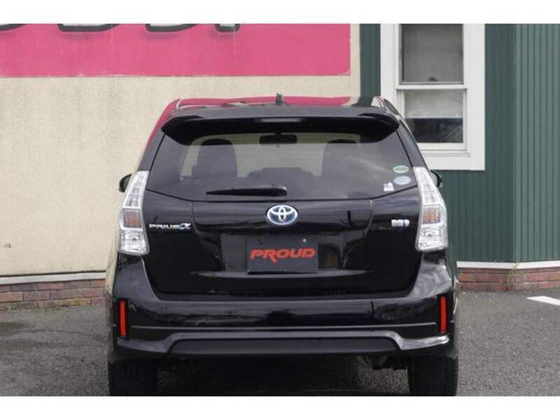 PRIUS ALPHA