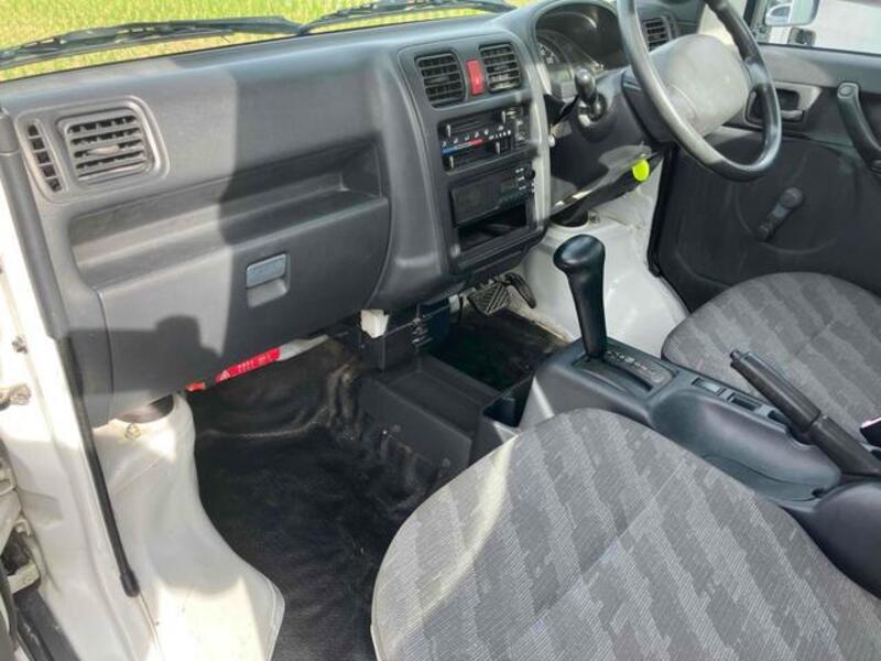 CARRY TRUCK