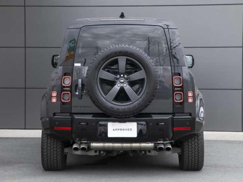 DEFENDER