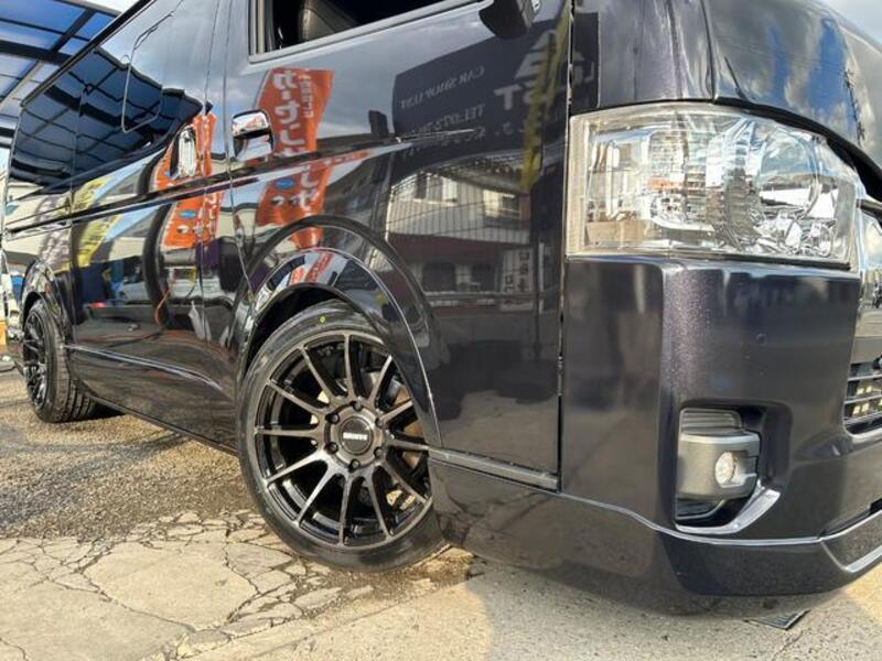 HIACE VAN