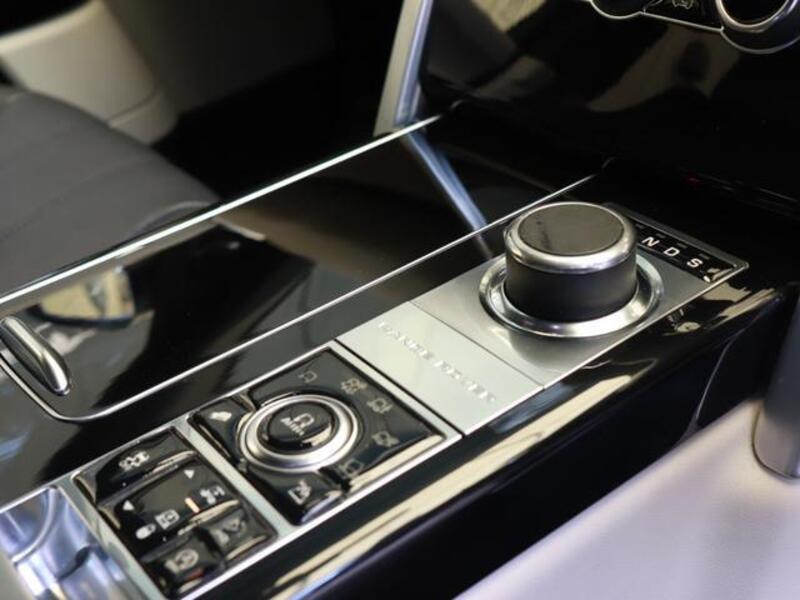 RANGE ROVER