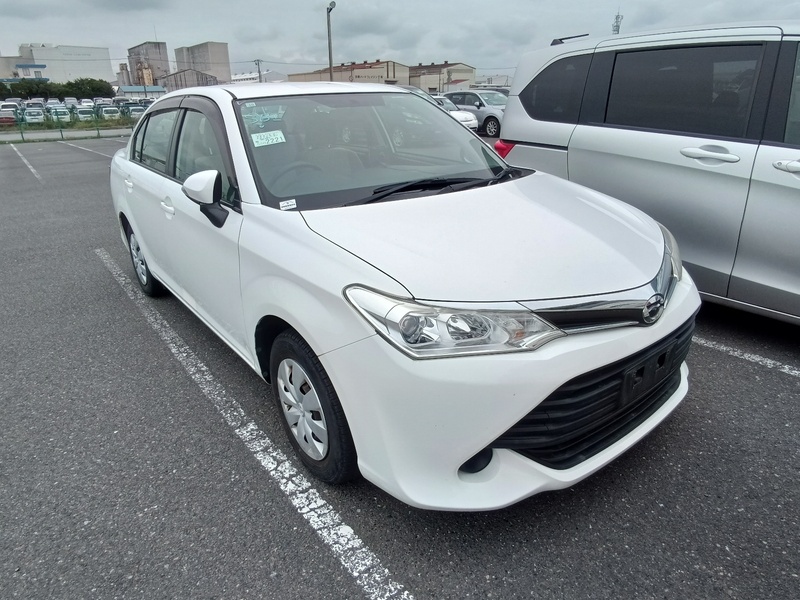 COROLLA AXIO