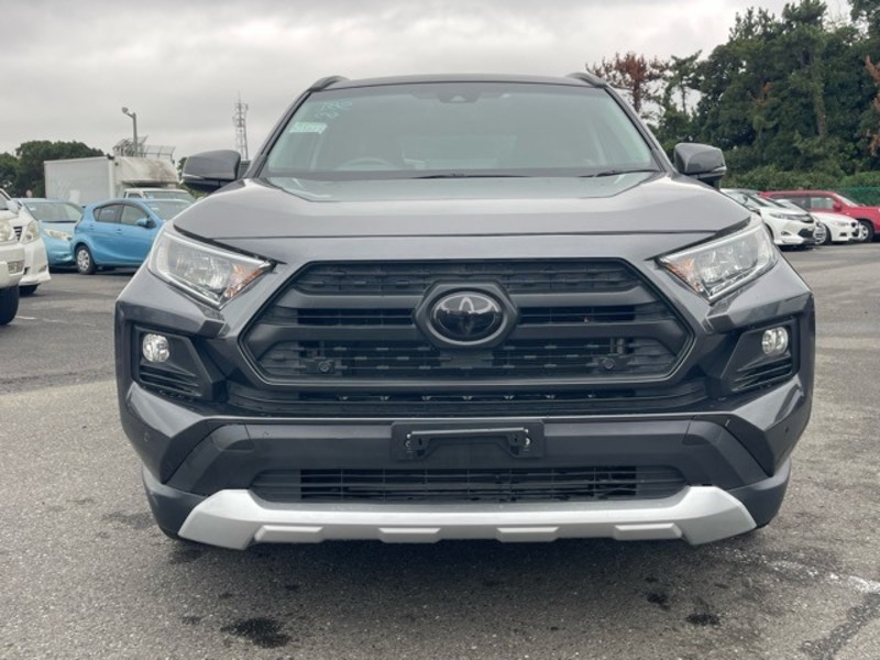 RAV4