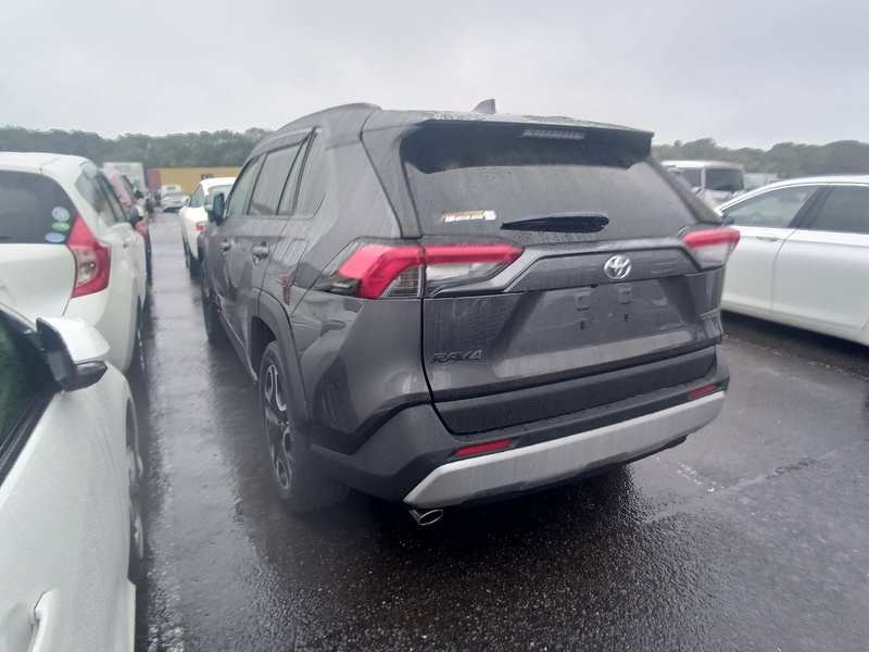 RAV4