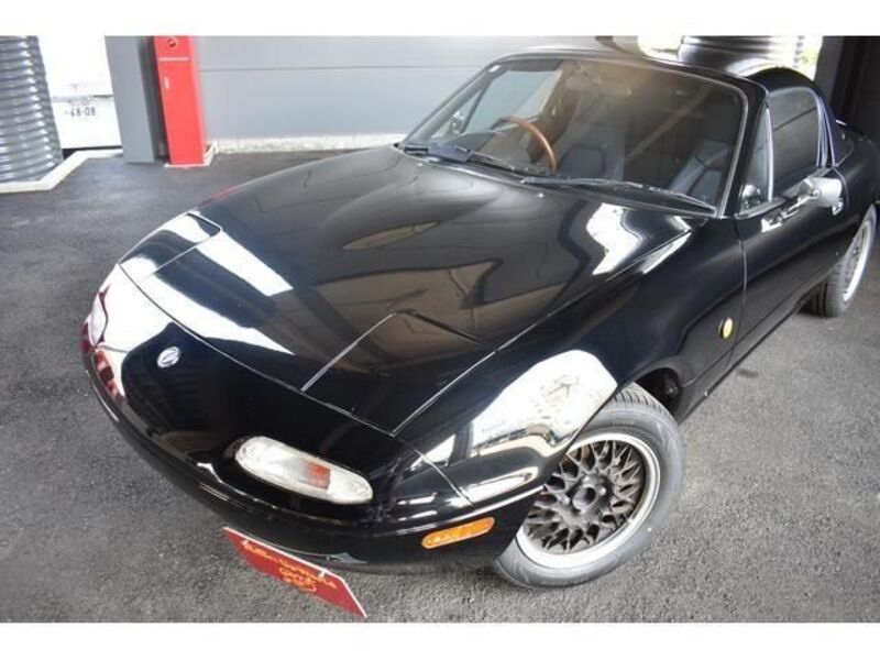 EUNOS ROADSTER