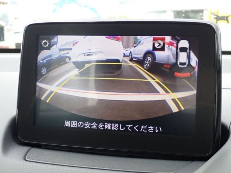 MAZDA2