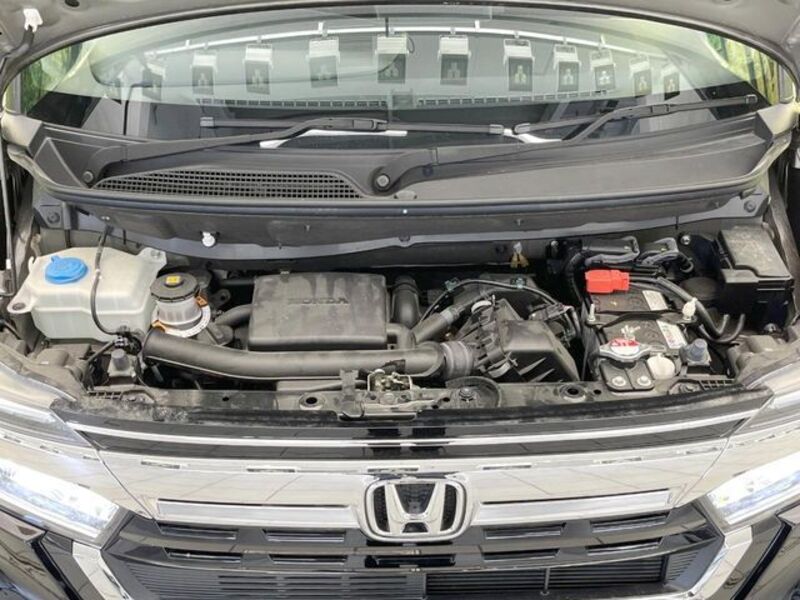 N BOX