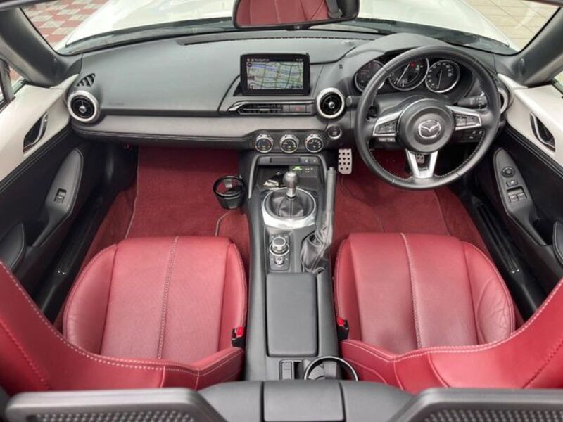 ROADSTER