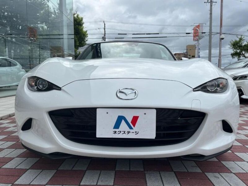 ROADSTER