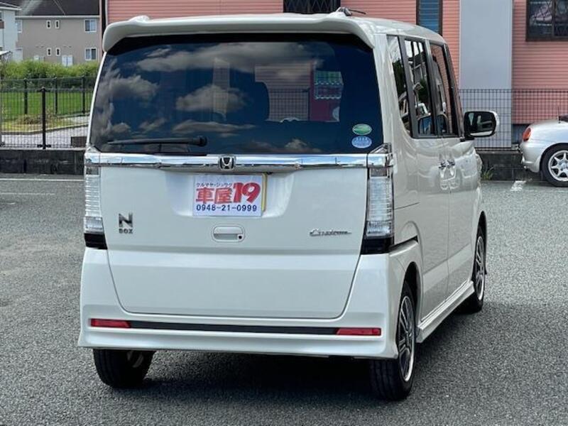N BOX CUSTOM