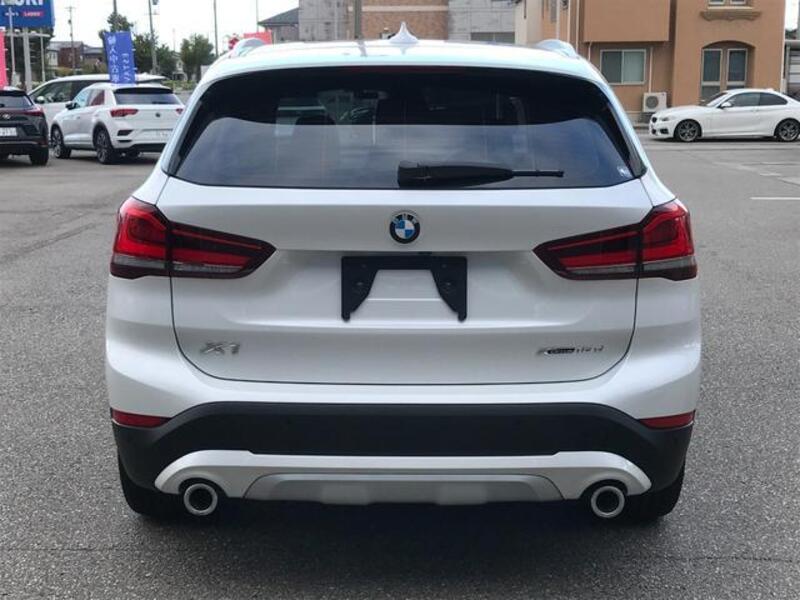 X1