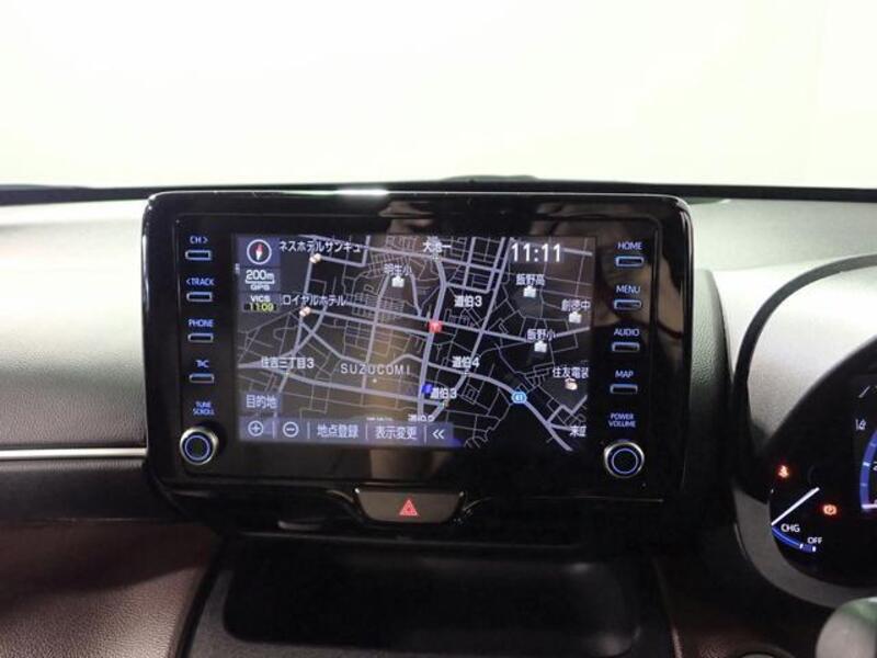 YARIS CROSS