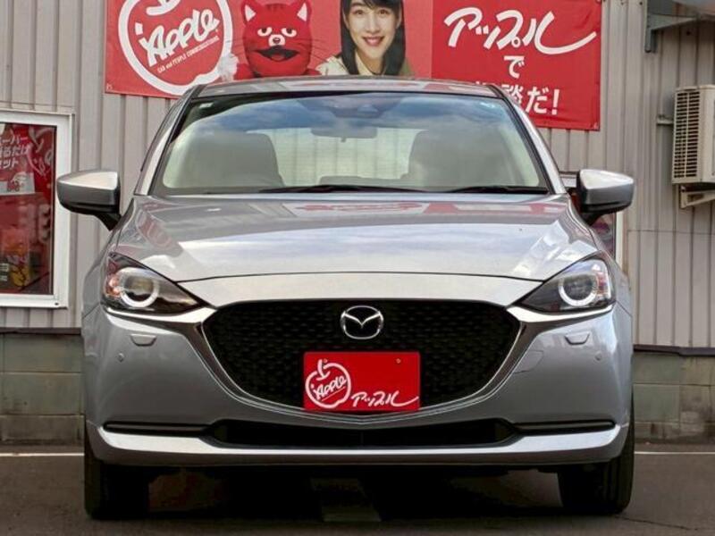 MAZDA2