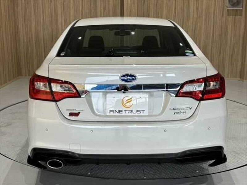 LEGACY B4