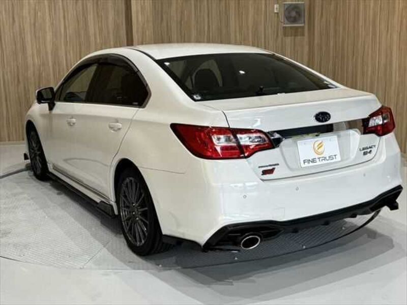 LEGACY B4