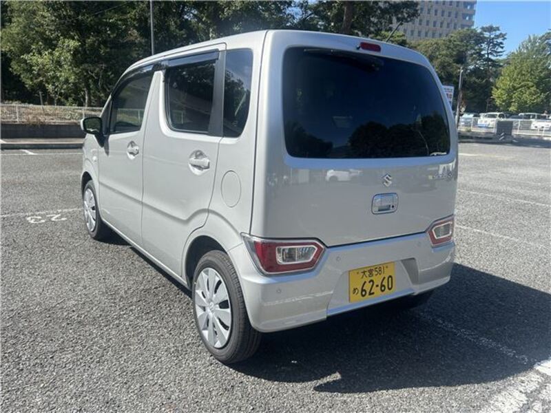WAGON R