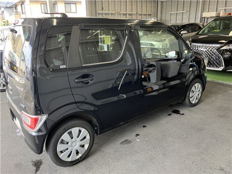 WAGON R