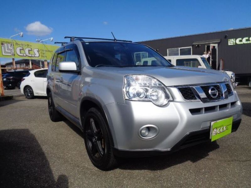 X-TRAIL