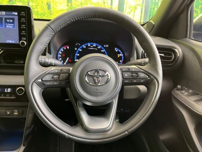 YARIS CROSS