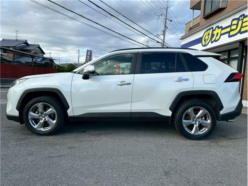 RAV4