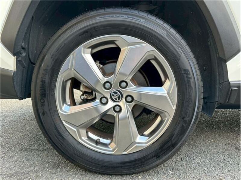 RAV4