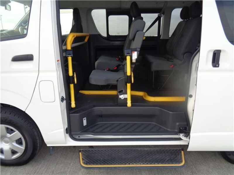 HIACE