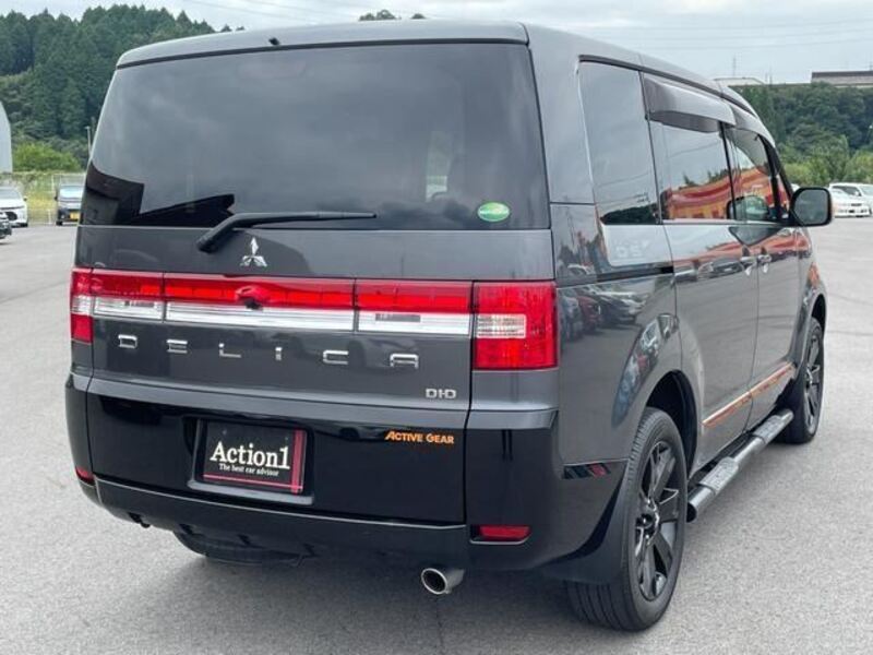 DELICA D5