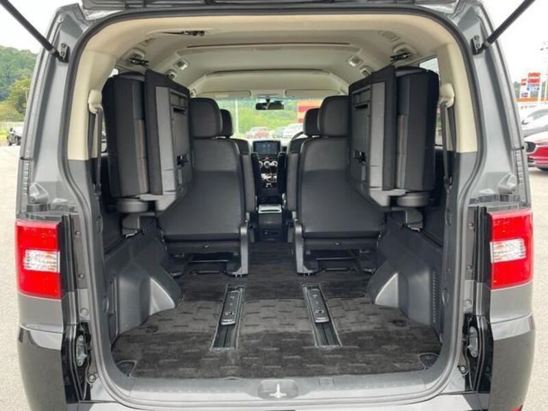 DELICA D5