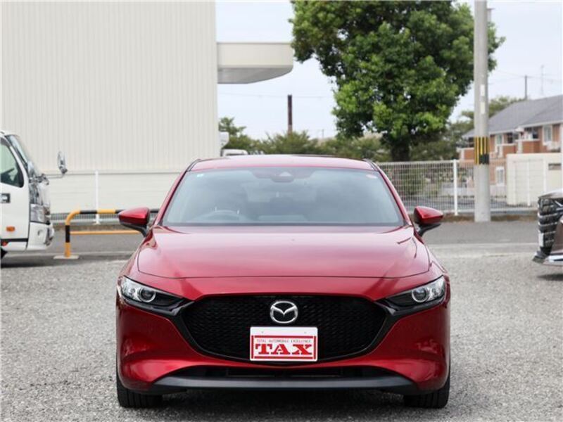 MAZDA3
