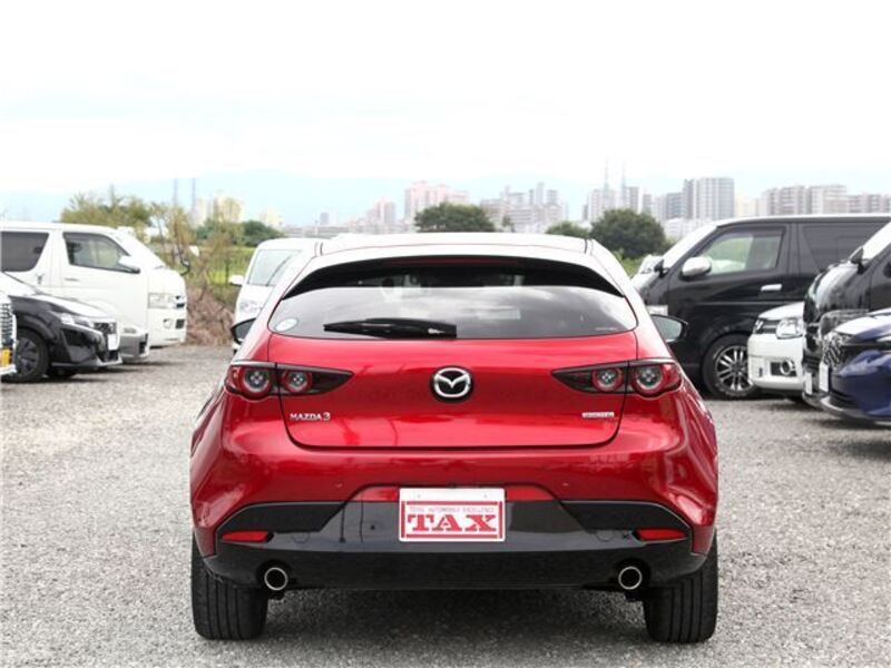 MAZDA3