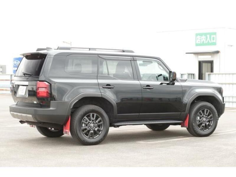 LAND CRUISER 250