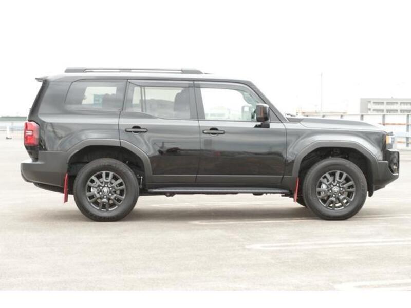 LAND CRUISER 250
