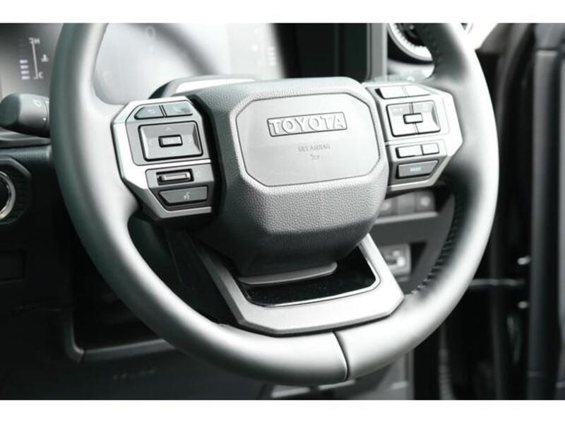 LAND CRUISER 250